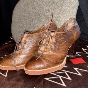 Vintage Bass Ramona ankle booties